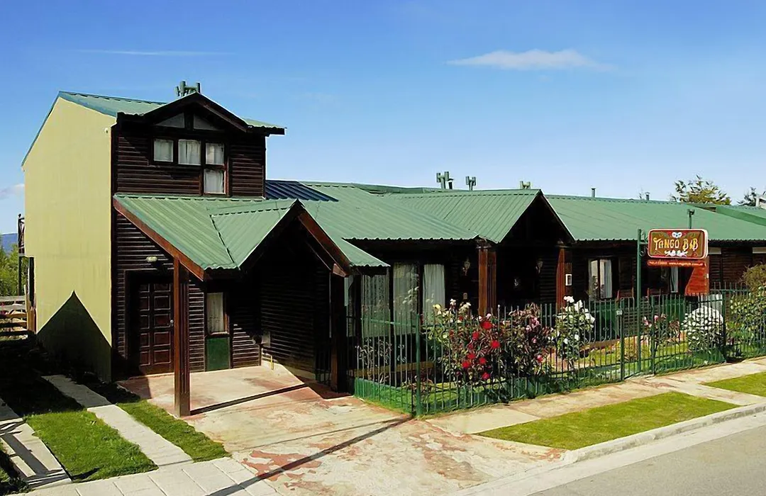 Tango B&B-1
